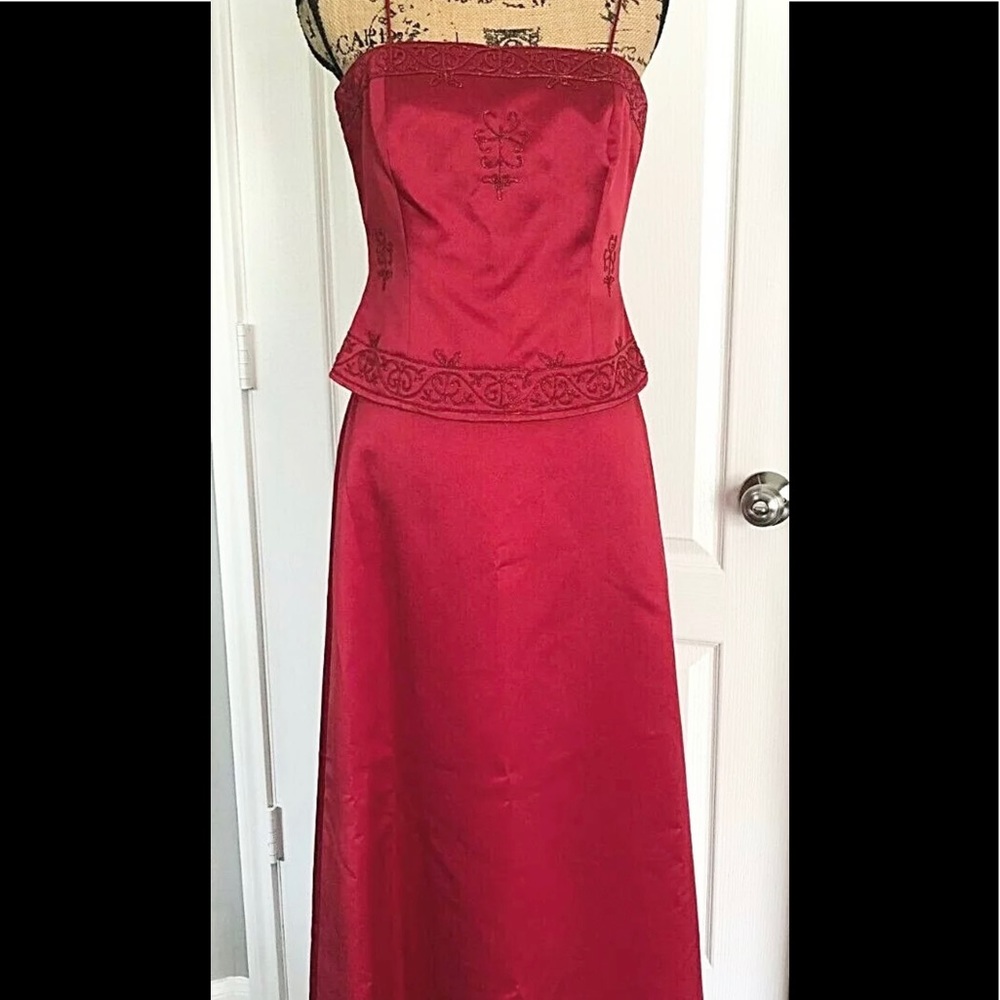 Red evening formal dress, two piece!